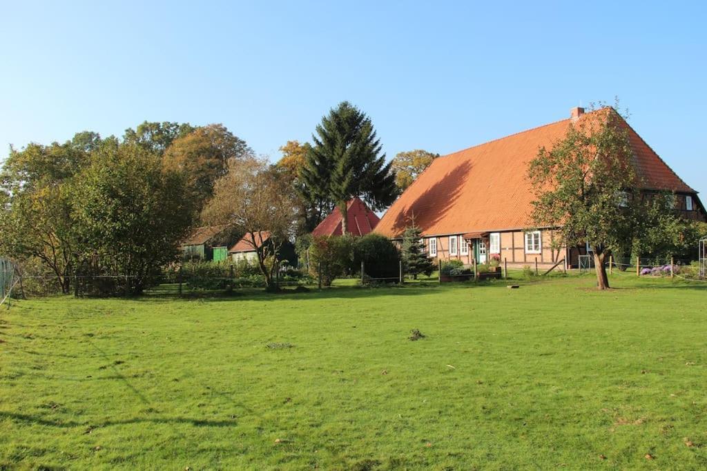 Ferienwohnung auf dem Pferdehof Sumte Exterior foto